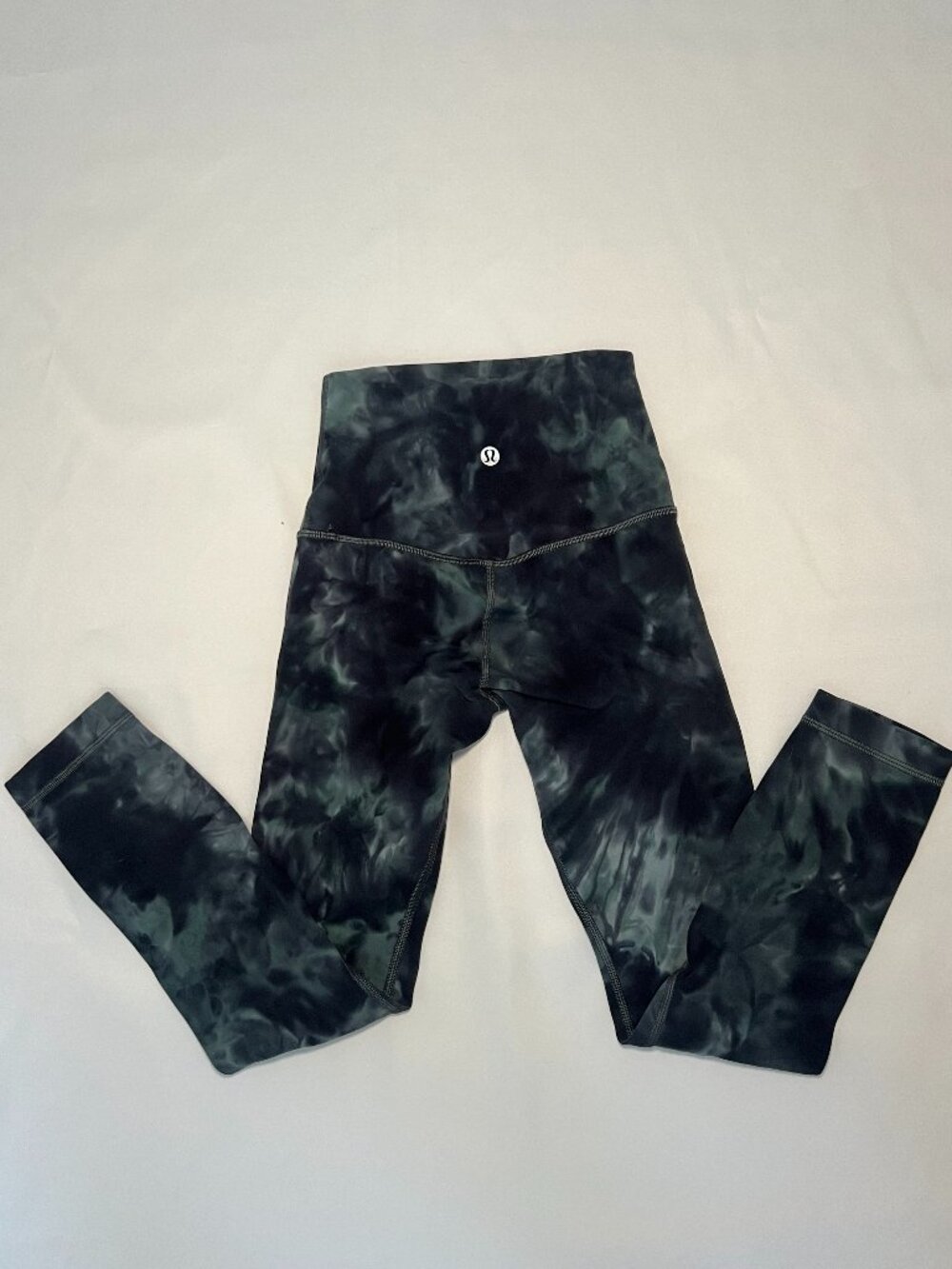 Lululemon Align High-Rise Crop Leggings NWOT Rare Diamond Dye Black Green 0